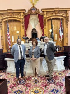 Learn how two Ohio Digital Learning School educators visited the Ohio Statehouse to meet with lawmakers, explore Ohio's legislative process and advocate for the needs of virtual students.